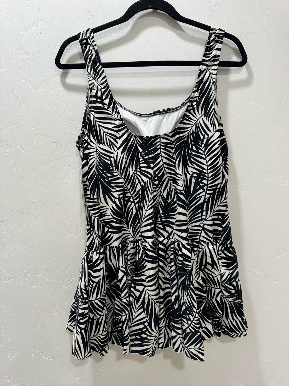 NWT Maxine of Hollywood Palm Retreat Empire Swim Dress One Piece Plus Size Black - Picture 6 of 13